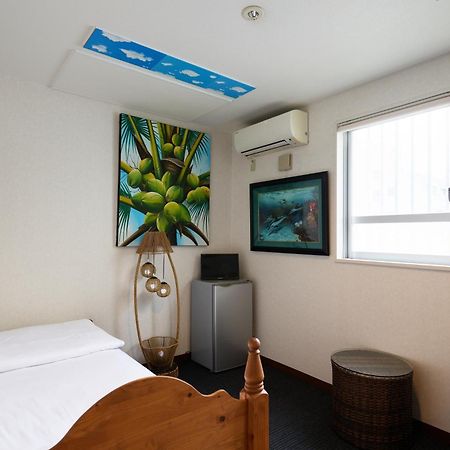 Guest House Grand Наха Екстер'єр фото