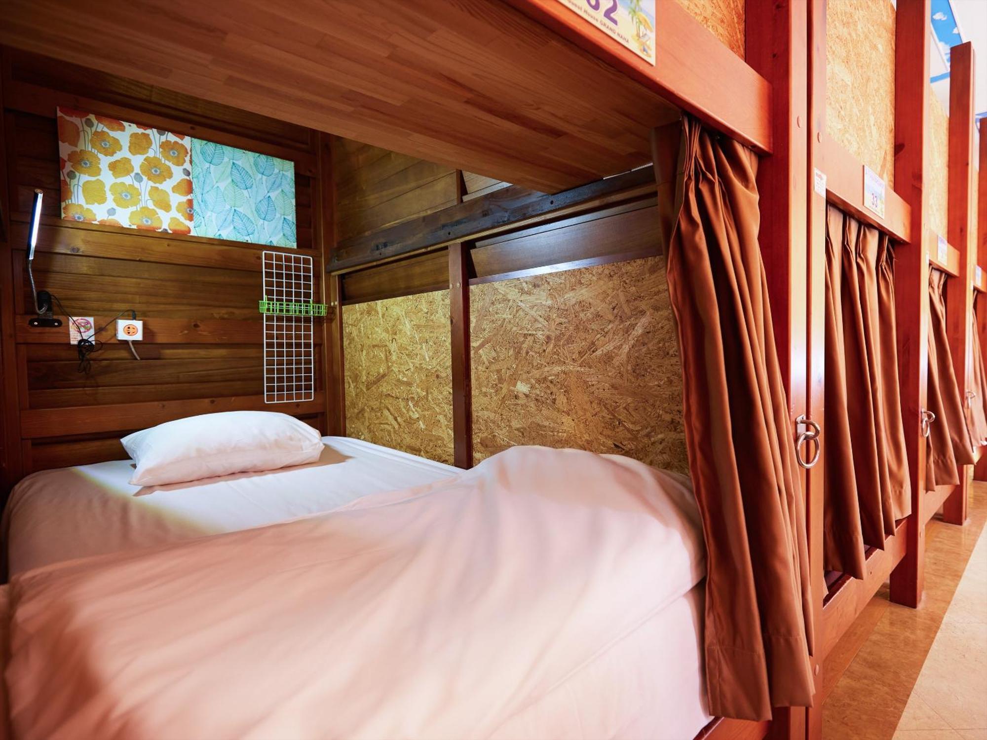 Guest House Grand Наха Екстер'єр фото