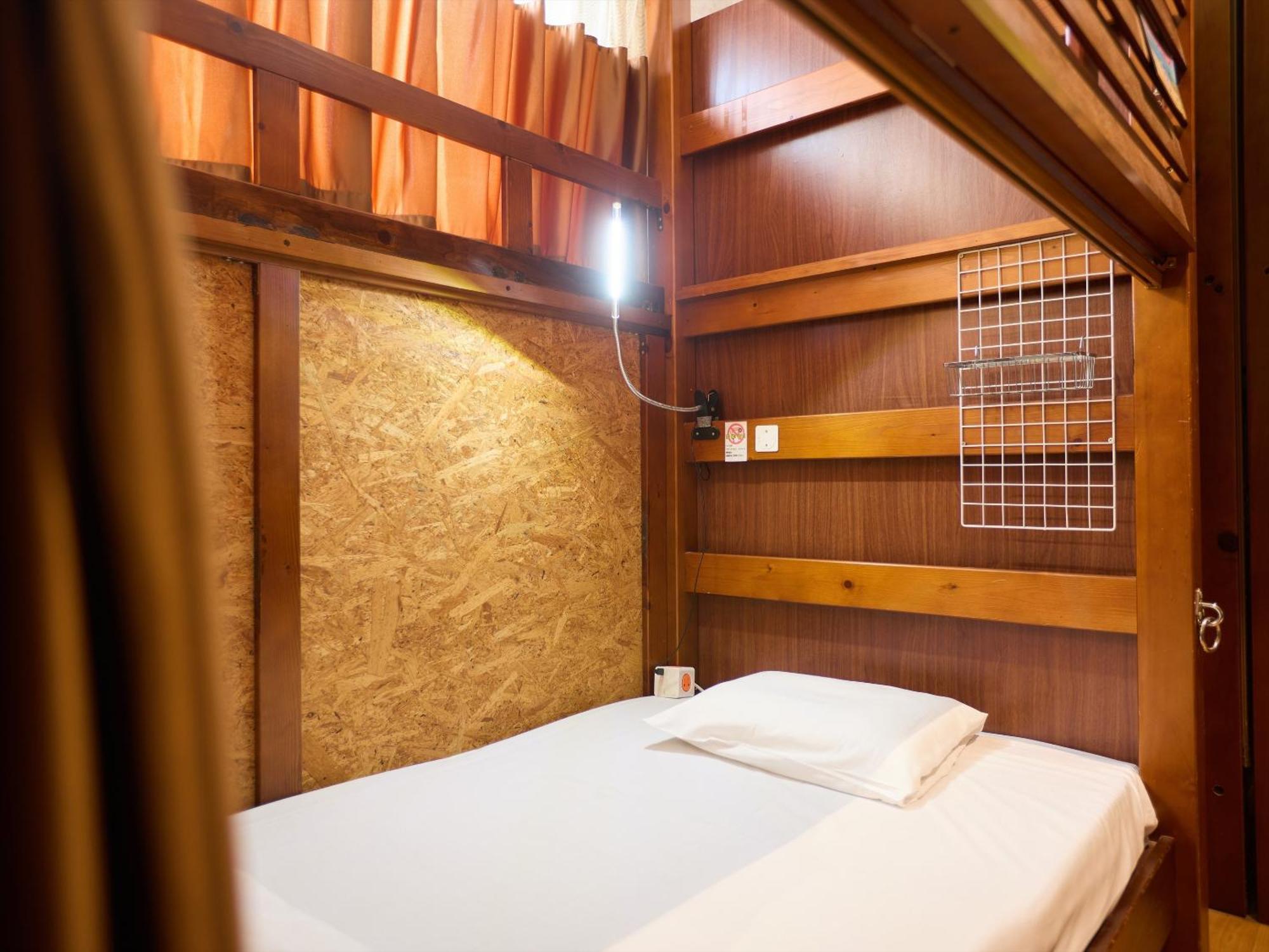 Guest House Grand Наха Екстер'єр фото