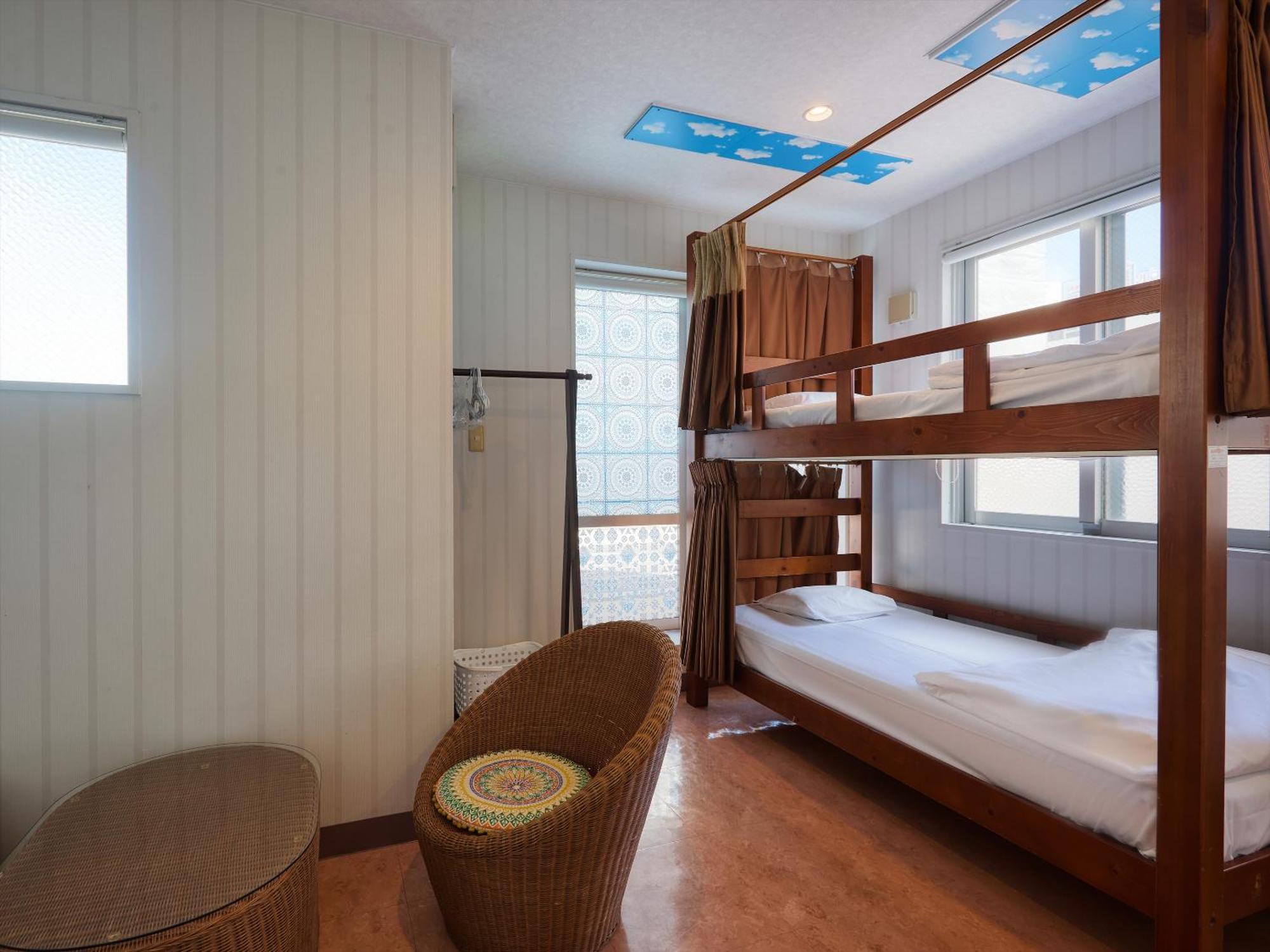 Guest House Grand Наха Екстер'єр фото