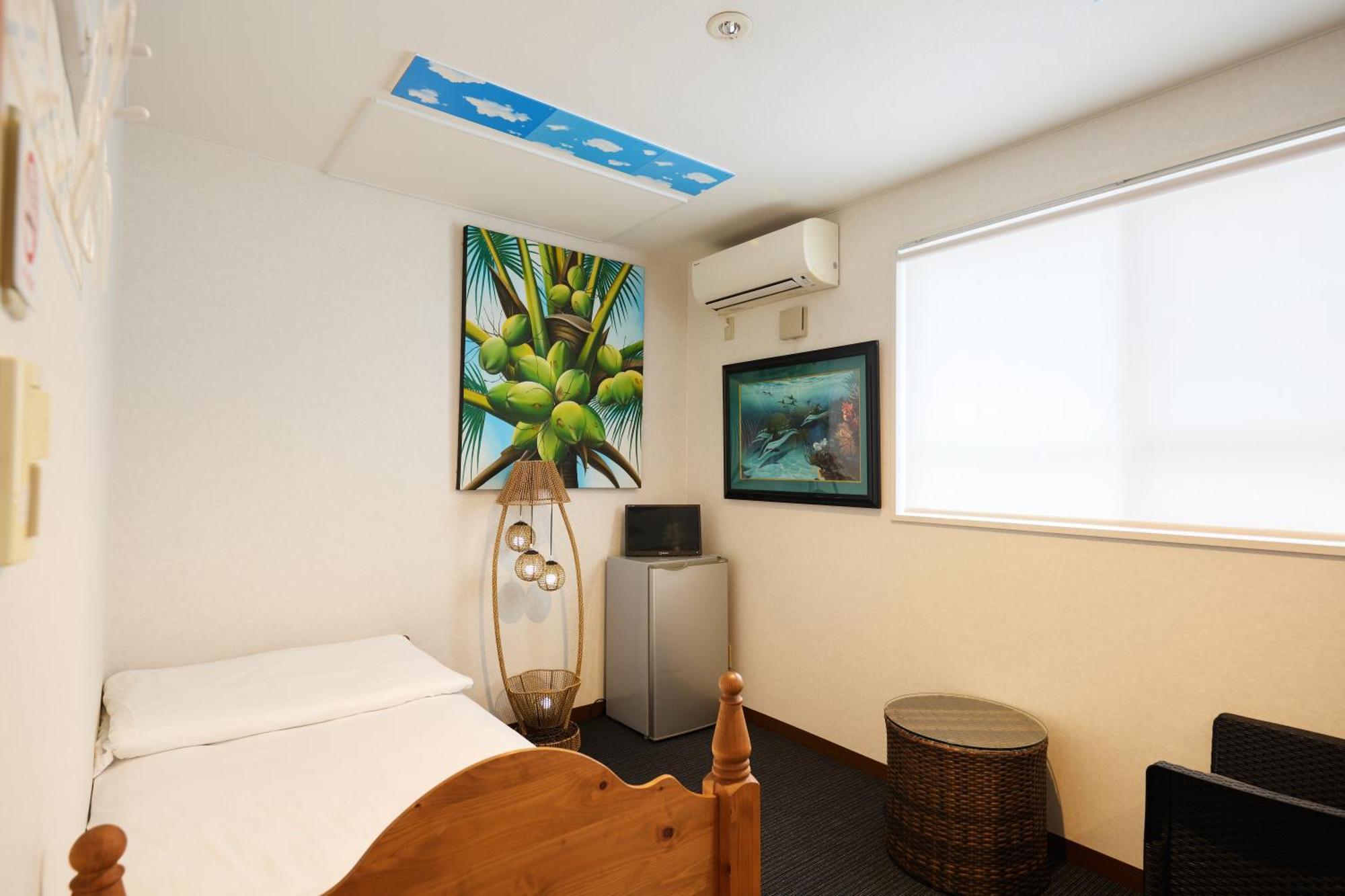 Guest House Grand Наха Екстер'єр фото